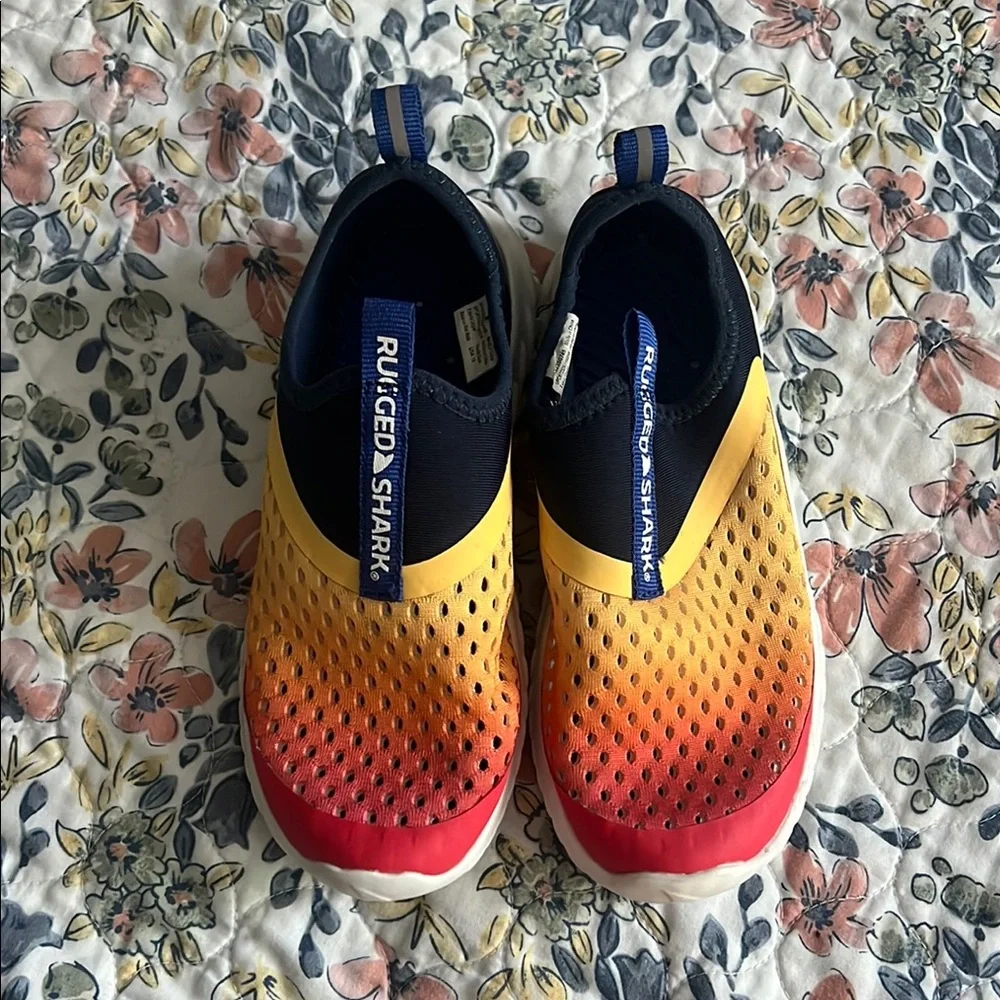Kids' Gradient Sneakers - Red, Yellow, and Navy - Picture 4 of 6